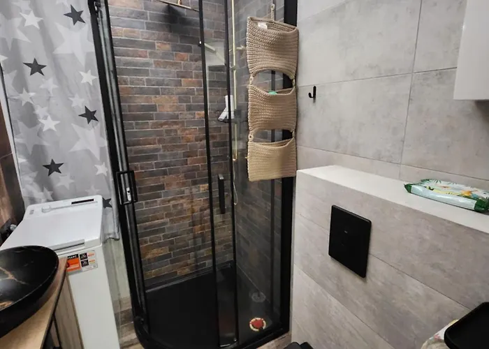 Leśna Osada Dom wakacyjny *